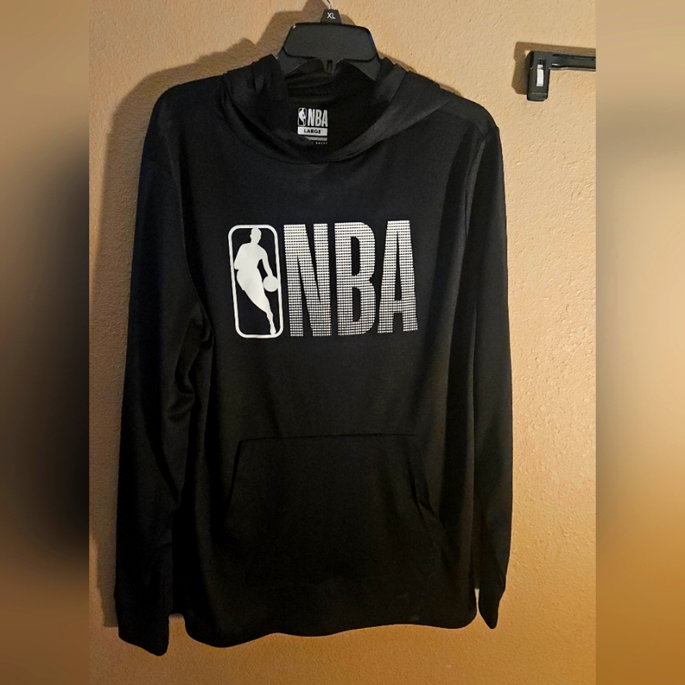 NBA Men's Light Weight Hoodie Black Pullover Size LARGE 100% Polyester
